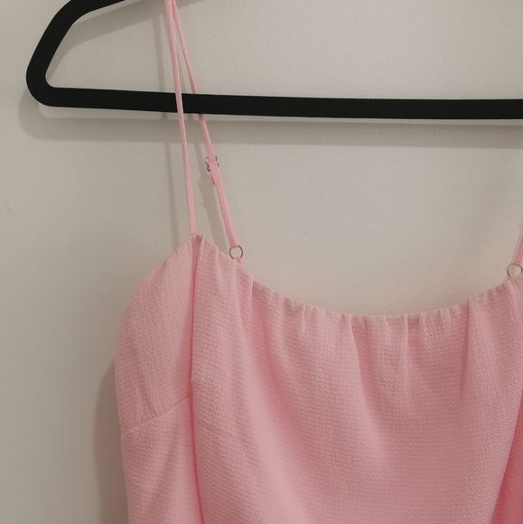 🌸 Pink Ruched Dress 🌸 - Picture 2 of 6